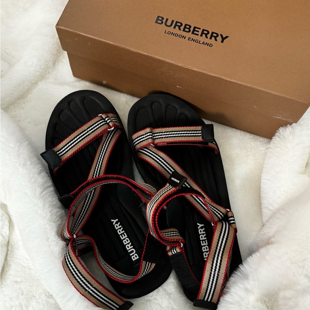 Men’s Burberry Beige Icon Stripe Sandal